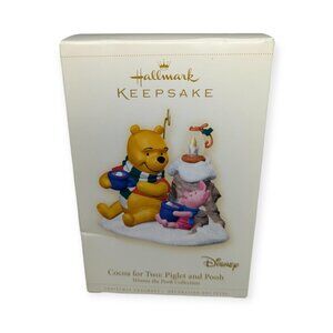 Hallmark Keepsake Christmas Ornament 2006 Winnie the Pooh Cocoa for Two w/Box